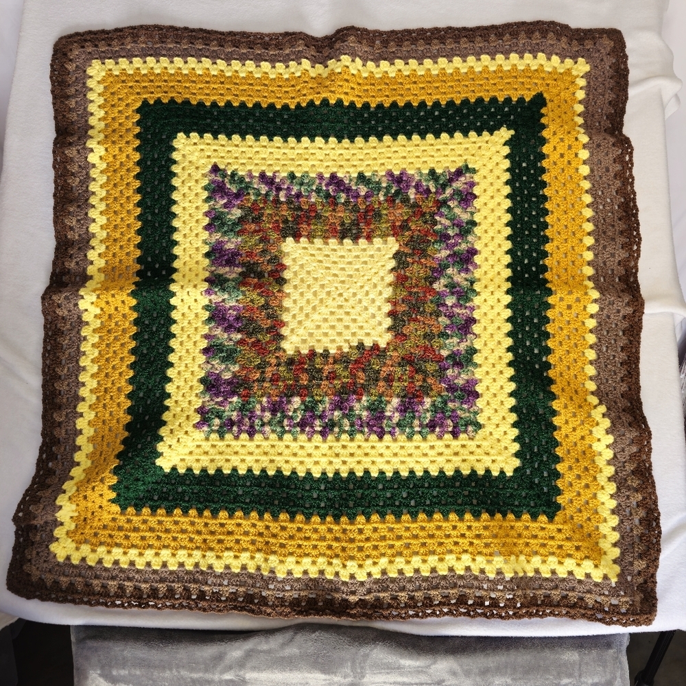 Grandma Square Crochet Throw Blanket hand made about 38x38